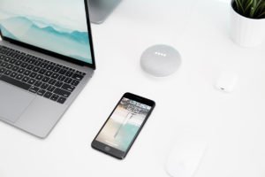 Si quieres trabajar en remoto hay unas cuantas cosas que deberías tener en cuenta. En este post, te cuento 9 conceptos de lo que supone trabajar en remoto.