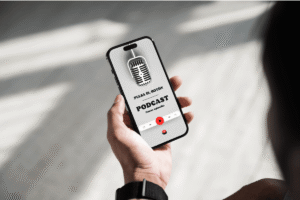 Pulsa el botón es un podcast cien por cien centrado conversaciones 'más humanas' con emprendedores, hacedores y personas inquietas que han pulsado el botón alguna (o muchas) vez en su vida.